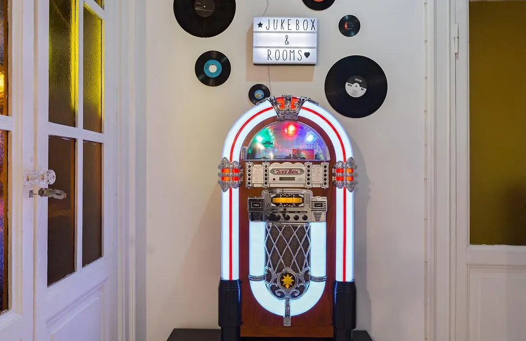 Jukebox & Rooms B&B-1
