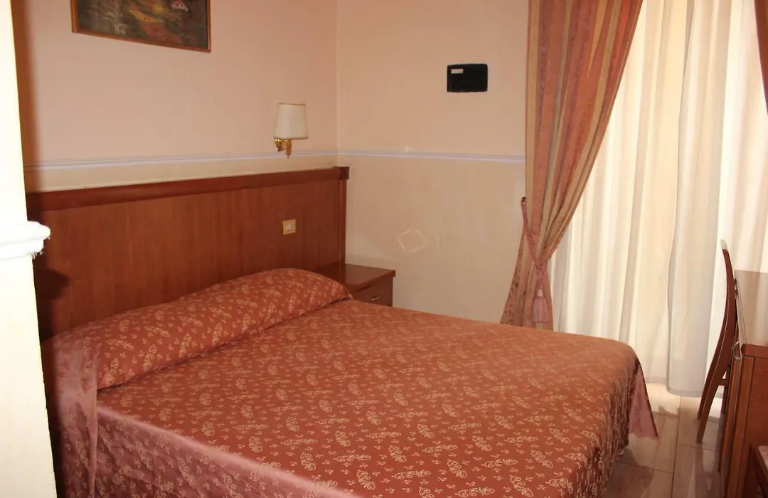 Alex City Inn III-1