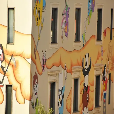 Roma House Piramide-2