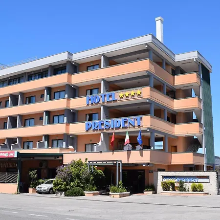 Hotel President Pomezia-2