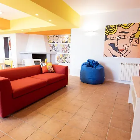 Valmontone Travel Rooms-3