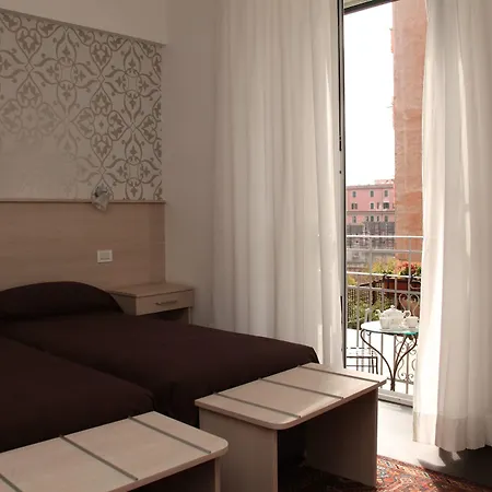 Hotel Appia 442-2