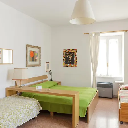 Domus Manlii B&B-3