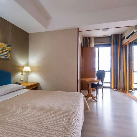 Quality Hotel Rouge Et Noir-3
