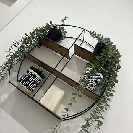 One Hundred Rooms-3