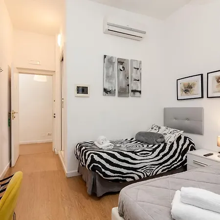 Julius Caesar Home-3