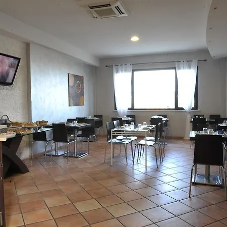 Hotel Del Mare Fiumicino Airport-2