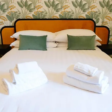 San Cosimato 40 Guesthouse-3