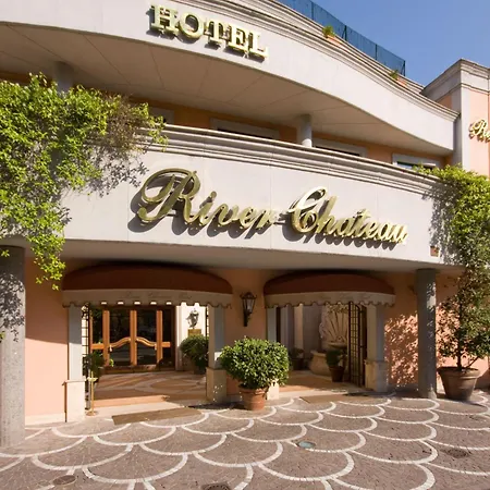 River Chateau Hotel-3