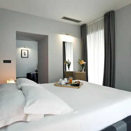 Suite Art Navona-2