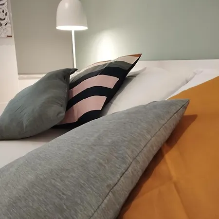 111 Coladirienzo Rooms - By Ad Roma-3
