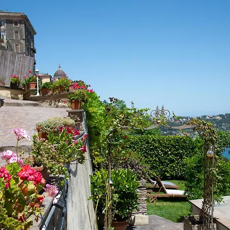 Giardino sul Lago-2