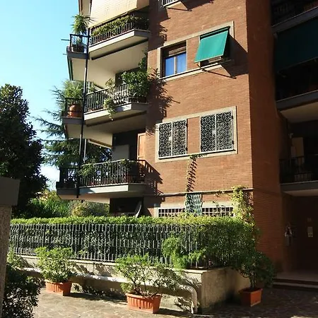 B&B Viale Dei Colli Portuensi 589-2
