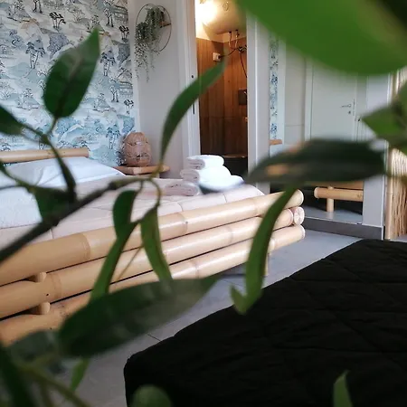 Le Boutique Luxury Rooms Diffused In Historical Center-3