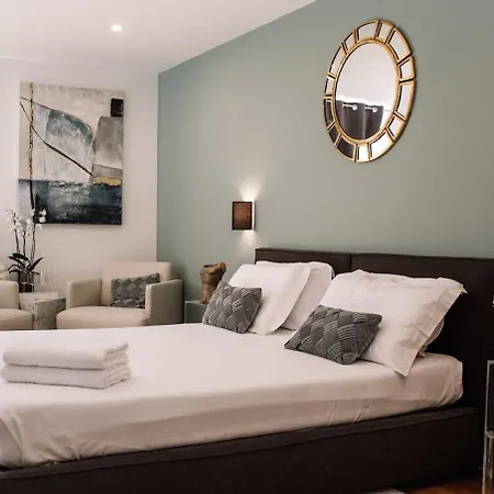Fellini Design Suites-3