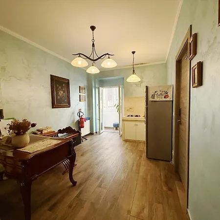 Iris Guest House-3