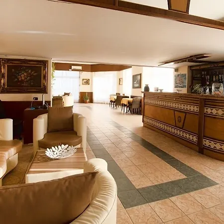 Hotel Scacciapensieri-2