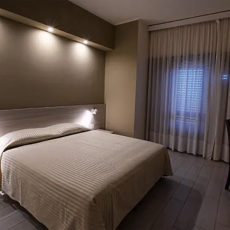 Hotel Scacciapensieri-3
