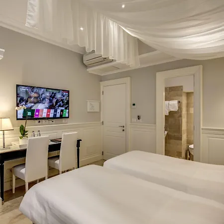 Hotel Tito-2