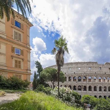 Colosseum Corner-3