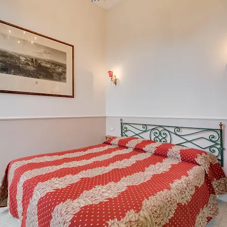 Rome Charming Suites-3