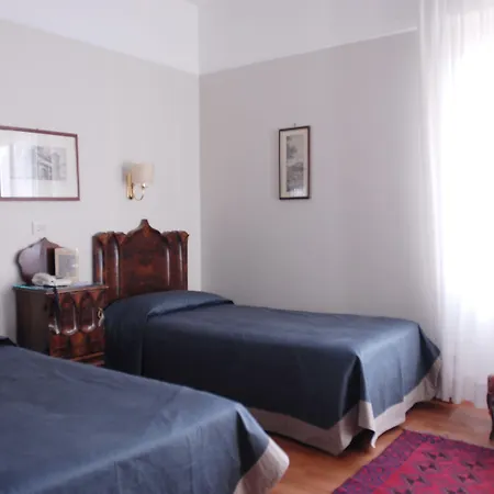 Hotel Lancelot-2