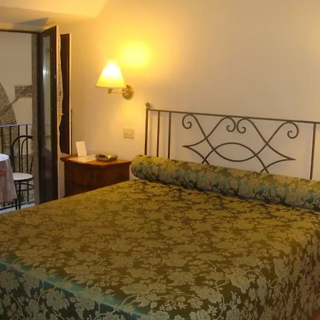 Navona Garden Suites-3