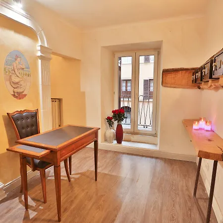 Grottini Luxury Suites ~ Pantheon-3