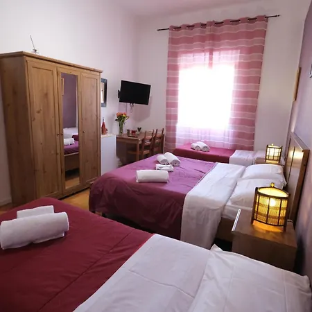 Gialel Guesthouse-3