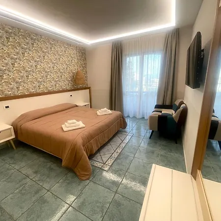 Hotel Lo Smeraldo - Oasi degli Olivi-2