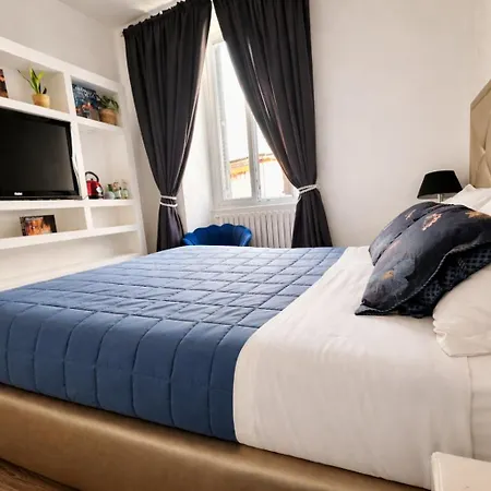 Romantic Dreams Sistina Guest House-3