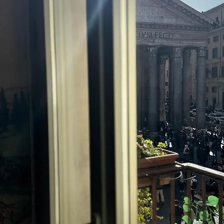 Casa Morgana - The Pantheon Balcony Suite-2