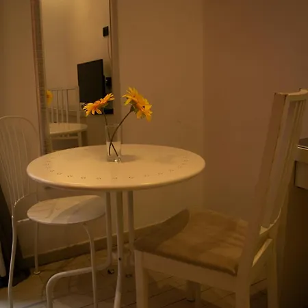 Romance Cosimato Trastevere B&B-2