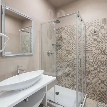 Bramble Luxury Suites-2