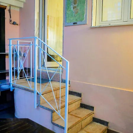 Domus Massimiliani Guesthouse-3