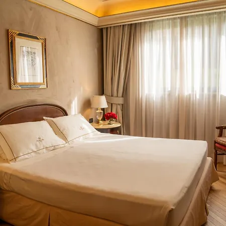 River Chateau Hotel-2