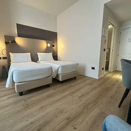 Hotel Porta Pia-3
