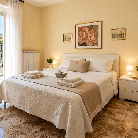 Le Ville Tivoli - Suites, Tivoli City Center!-3