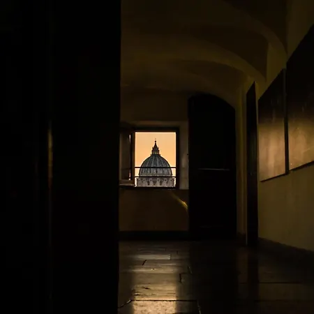 Suites 44 Via Cicerone - Modern Rooms - Guesthouse Close To Vaticano, San Pietro, Castel Sant'Angelo-3