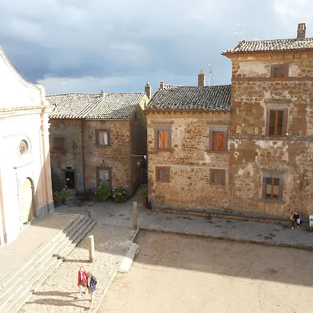 Civita B&B-2