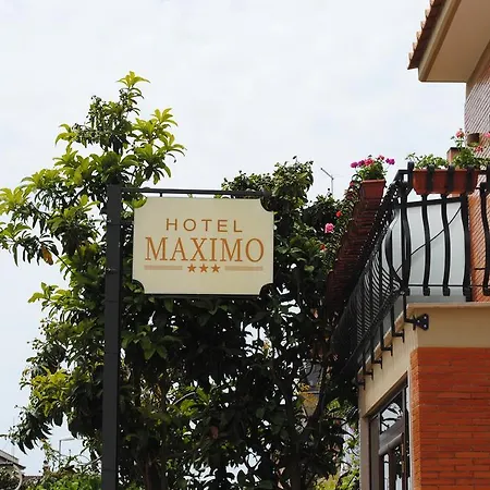 Hotel Maximo-2