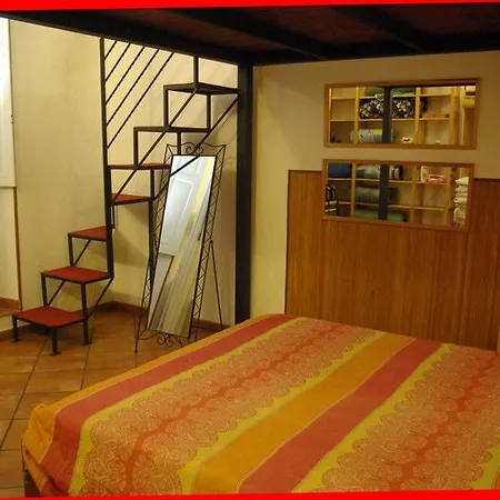 Aabacus Roman Pyramid House-2
