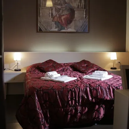 Rome Vatican Suite-2