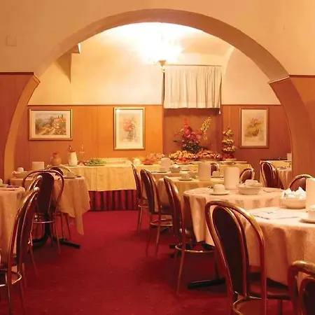 Hotel Daniela-3