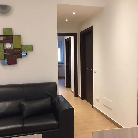 Kings Of Rome Apartments-2