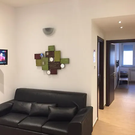 Kings Of Rome Apartments-3