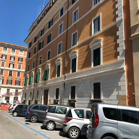 Cavour Suites Guest House-3