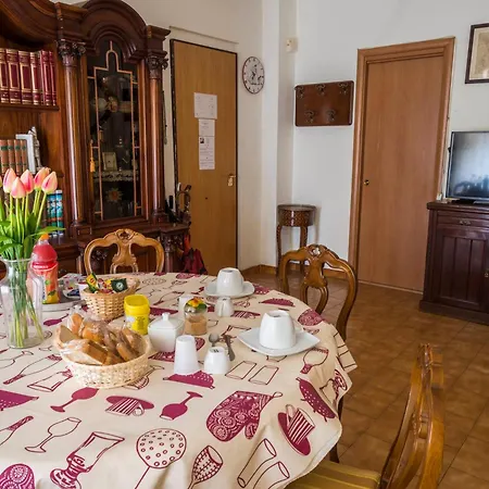 Bed & Breakfast Hotel California-3