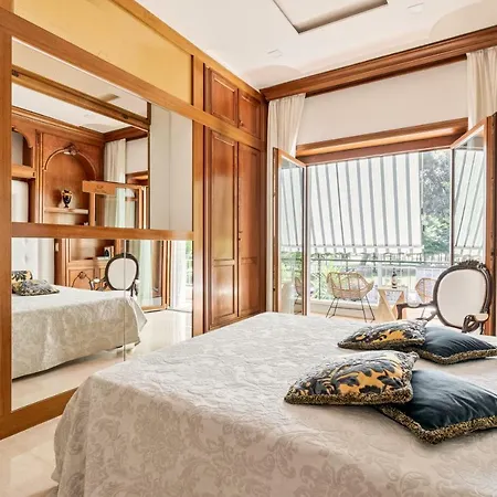 First Class Rome Apartments-3