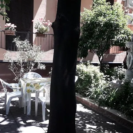 Gioia Guest House Rome-3